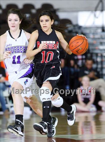 Thumbnail 3 in Knippa vs. Whitharral (UIL 1A Semifinal) photogallery.