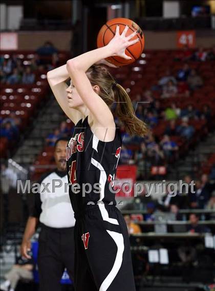 Thumbnail 3 in Knippa vs. Whitharral (UIL 1A Semifinal) photogallery.