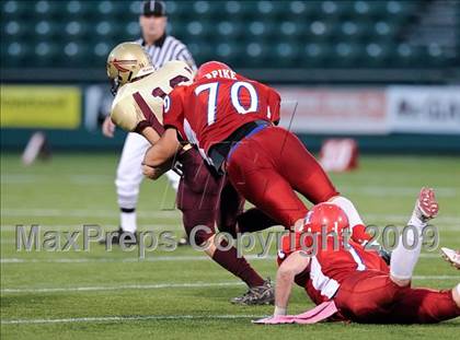 Thumbnail 3 in Cheektowaga vs. Hornell (NYSPHSAA Class B Quarterfinal) photogallery.