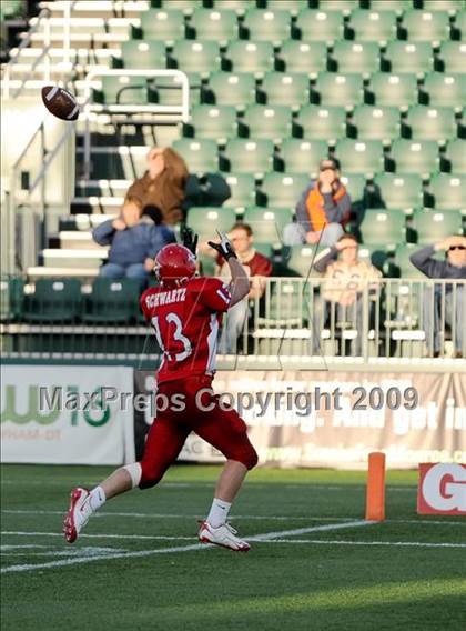 Thumbnail 1 in Cheektowaga vs. Hornell (NYSPHSAA Class B Quarterfinal) photogallery.