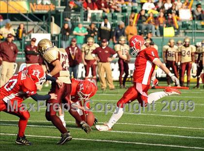 Thumbnail 2 in Cheektowaga vs. Hornell (NYSPHSAA Class B Quarterfinal) photogallery.