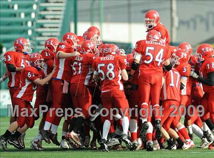 Thumbnail 1 in Cheektowaga vs. Hornell (NYSPHSAA Class B Quarterfinal) photogallery.