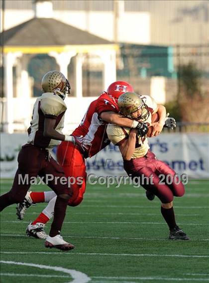 Thumbnail 3 in Cheektowaga vs. Hornell (NYSPHSAA Class B Quarterfinal) photogallery.