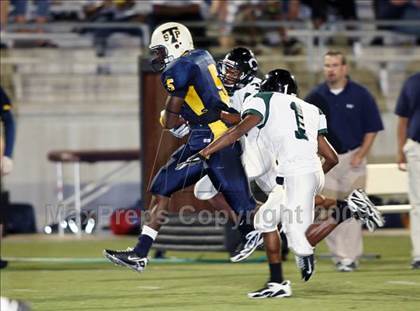 Thumbnail 2 in Connally @ Stony Point photogallery.