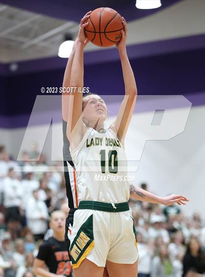 Thumbnail 1 in Portsmouth West vs North Adams (OHSAA D3 Regional Semifinal) photogallery.