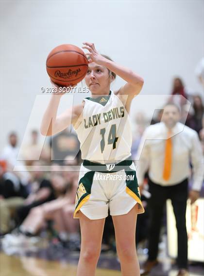 Thumbnail 2 in Portsmouth West vs North Adams (OHSAA D3 Regional Semifinal) photogallery.