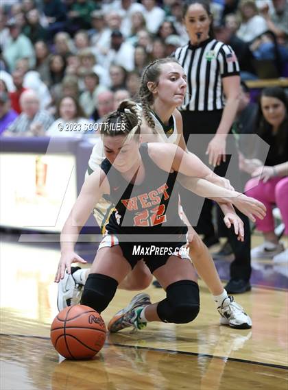 Thumbnail 3 in Portsmouth West vs North Adams (OHSAA D3 Regional Semifinal) photogallery.