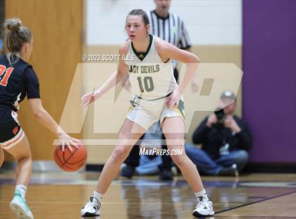 Thumbnail 3 in Portsmouth West vs North Adams (OHSAA D3 Regional Semifinal) photogallery.