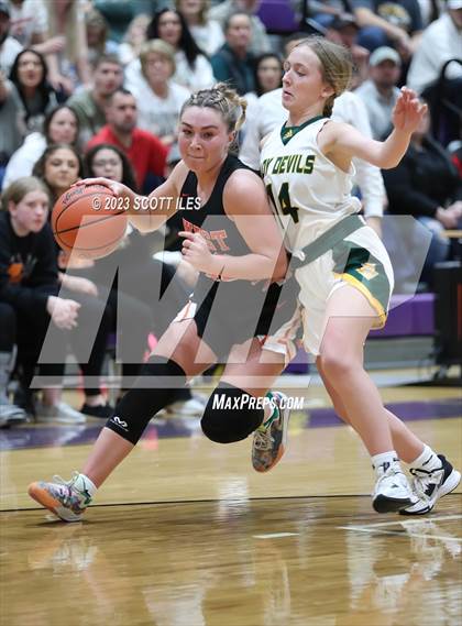 Thumbnail 3 in Portsmouth West vs North Adams (OHSAA D3 Regional Semifinal) photogallery.