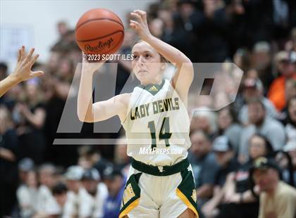Thumbnail 2 in Portsmouth West vs North Adams (OHSAA D3 Regional Semifinal) photogallery.