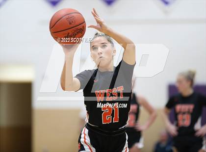 Thumbnail 1 in Portsmouth West vs North Adams (OHSAA D3 Regional Semifinal) photogallery.