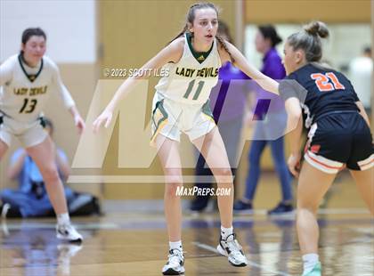 Thumbnail 2 in Portsmouth West vs North Adams (OHSAA D3 Regional Semifinal) photogallery.