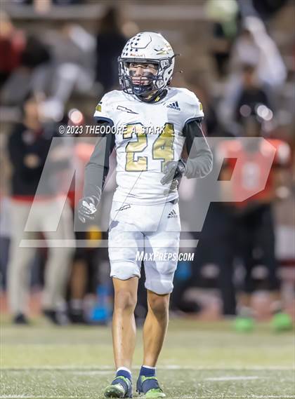 Thumbnail 1 in Eaglecrest vs. Legacy (CHSAA 5A Round 1) photogallery.