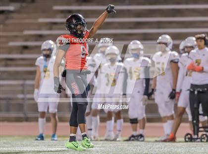 Thumbnail 3 in Eaglecrest vs. Legacy (CHSAA 5A Round 1) photogallery.