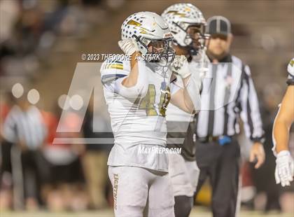 Thumbnail 2 in Eaglecrest vs. Legacy (CHSAA 5A Round 1) photogallery.