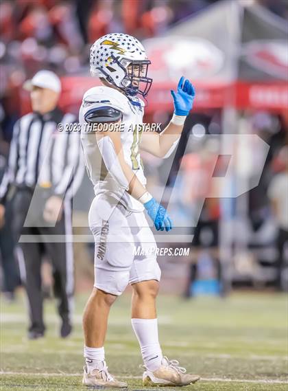 Thumbnail 2 in Eaglecrest vs. Legacy (CHSAA 5A Round 1) photogallery.