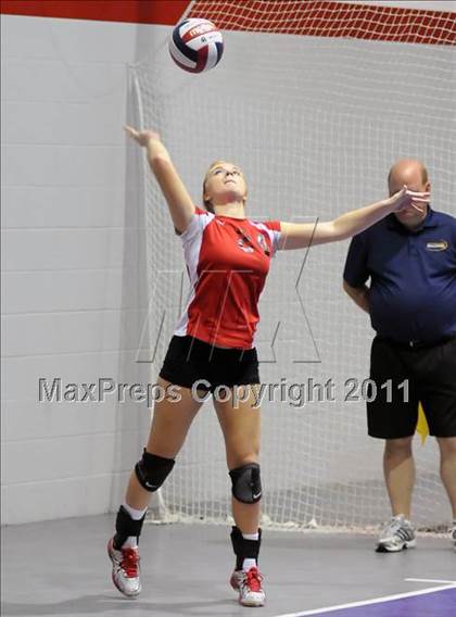 Thumbnail 2 in St. Ursula Academy vs Butler (Louisville Invitational Tournament) photogallery.