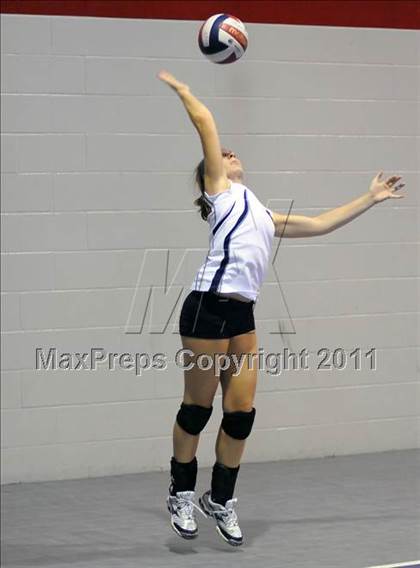 Thumbnail 1 in St. Ursula Academy vs Butler (Louisville Invitational Tournament) photogallery.