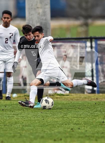 Thumbnail 3 in Pebblebrook vs. Grissom photogallery.