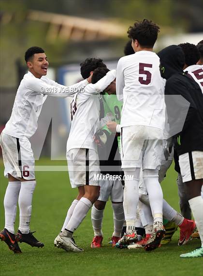 Thumbnail 2 in Pebblebrook vs. Grissom photogallery.