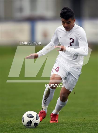 Thumbnail 3 in Pebblebrook vs. Grissom photogallery.