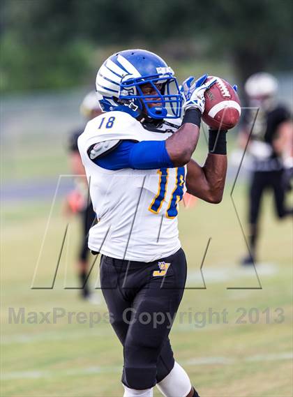Thumbnail 2 in Jefferson @ Alonso photogallery.