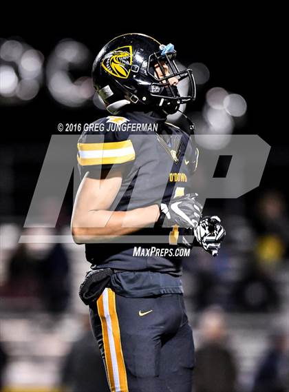 Thumbnail 3 in Marin Catholic vs. Bishop O'Dowd (CIF NCS D3 Final) photogallery.