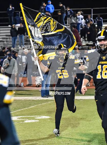 Thumbnail 2 in Marin Catholic vs. Bishop O'Dowd (CIF NCS D3 Final) photogallery.
