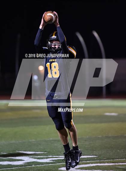 Thumbnail 2 in Marin Catholic vs. Bishop O'Dowd (CIF NCS D3 Final) photogallery.