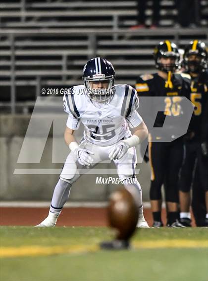 Thumbnail 3 in Marin Catholic vs. Bishop O'Dowd (CIF NCS D3 Final) photogallery.