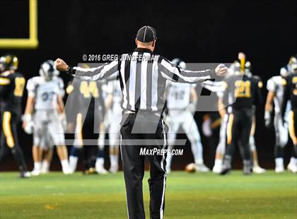 Thumbnail 2 in Marin Catholic vs. Bishop O'Dowd (CIF NCS D3 Final) photogallery.