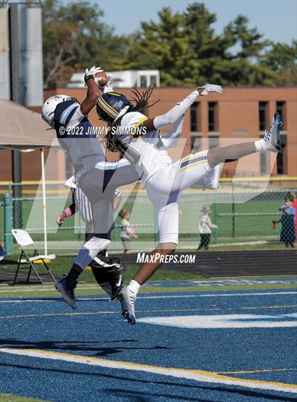 Thumbnail 1 in O'Fallon @ Belleville East photogallery.