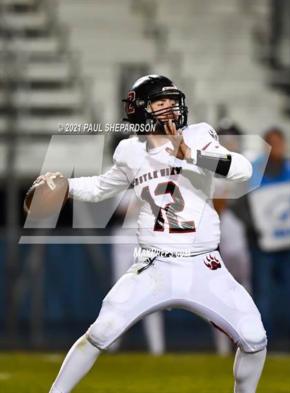 Thumbnail 2 in Pomona vs. Castle View (CHSAA 5A First Round Playoffs) photogallery.