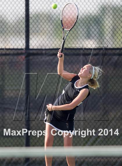 Thumbnail 2 in New Castle @ Shelbyville photogallery.