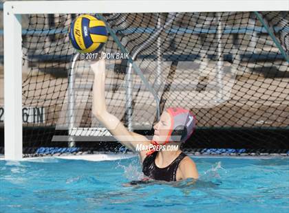 Thumbnail 2 in Washington vs. California (Acalanes Invitational) photogallery.