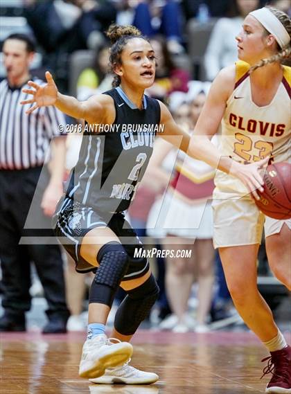 Thumbnail 2 in Clovis West vs. Clovis North (CIF CS D1 Final) photogallery.