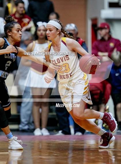 Thumbnail 3 in Clovis West vs. Clovis North (CIF CS D1 Final) photogallery.