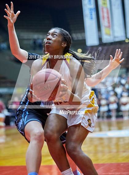 Thumbnail 1 in Clovis West vs. Clovis North (CIF CS D1 Final) photogallery.
