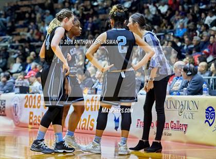 Thumbnail 2 in Clovis West vs. Clovis North (CIF CS D1 Final) photogallery.