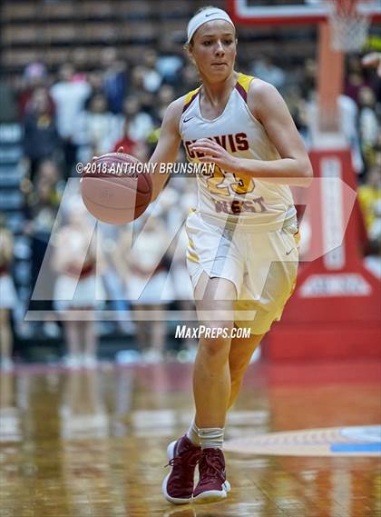 Thumbnail 3 in Clovis West vs. Clovis North (CIF CS D1 Final) photogallery.