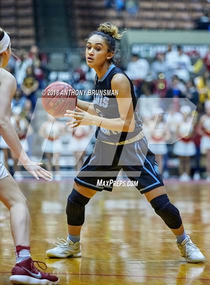Thumbnail 3 in Clovis West vs. Clovis North (CIF CS D1 Final) photogallery.