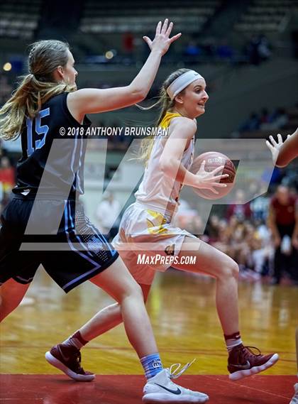 Thumbnail 1 in Clovis West vs. Clovis North (CIF CS D1 Final) photogallery.