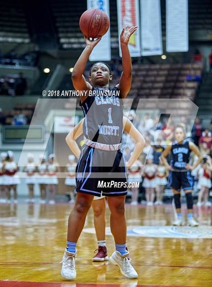 Thumbnail 2 in Clovis West vs. Clovis North (CIF CS D1 Final) photogallery.