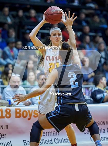 Thumbnail 1 in Clovis West vs. Clovis North (CIF CS D1 Final) photogallery.
