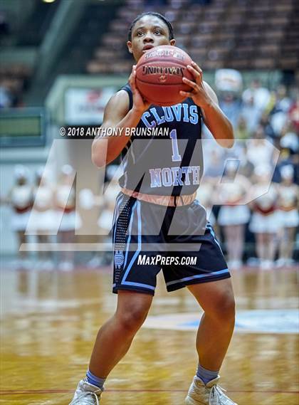 Thumbnail 3 in Clovis West vs. Clovis North (CIF CS D1 Final) photogallery.
