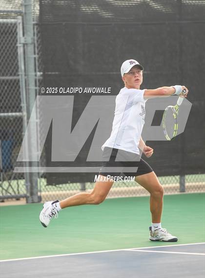 Thumbnail 1 in UIL 3A Boys Tennis (Round of Sixteen) photogallery.