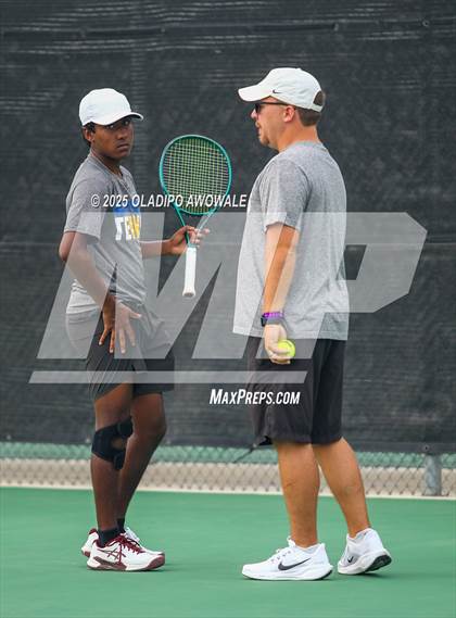 Thumbnail 1 in UIL 3A Boys Tennis (Round of Sixteen) photogallery.