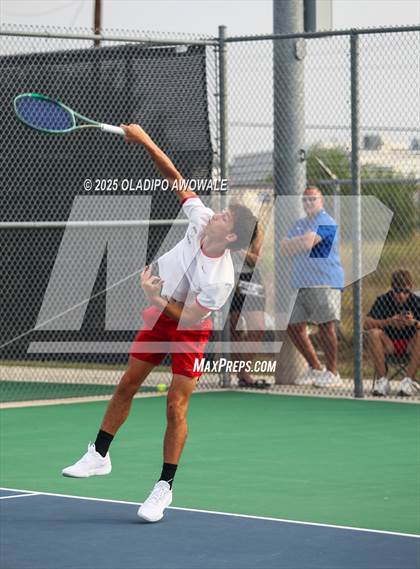 Thumbnail 1 in UIL 3A Boys Tennis (Round of Sixteen) photogallery.