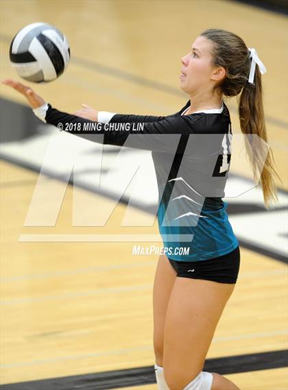 Thumbnail 2 in El Toro @ Aliso Niguel photogallery.