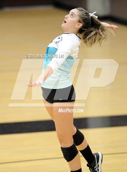 Thumbnail 1 in El Toro @ Aliso Niguel photogallery.